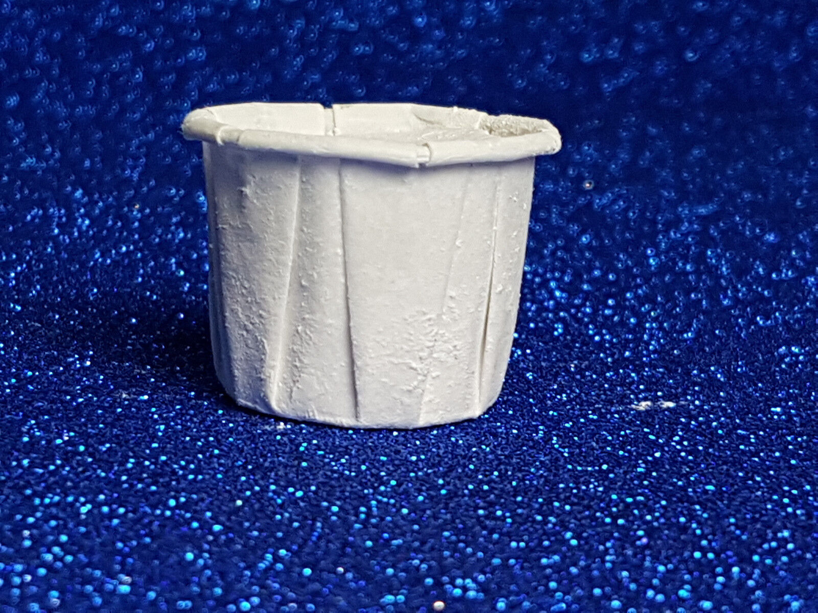 cascarilla white eggshell