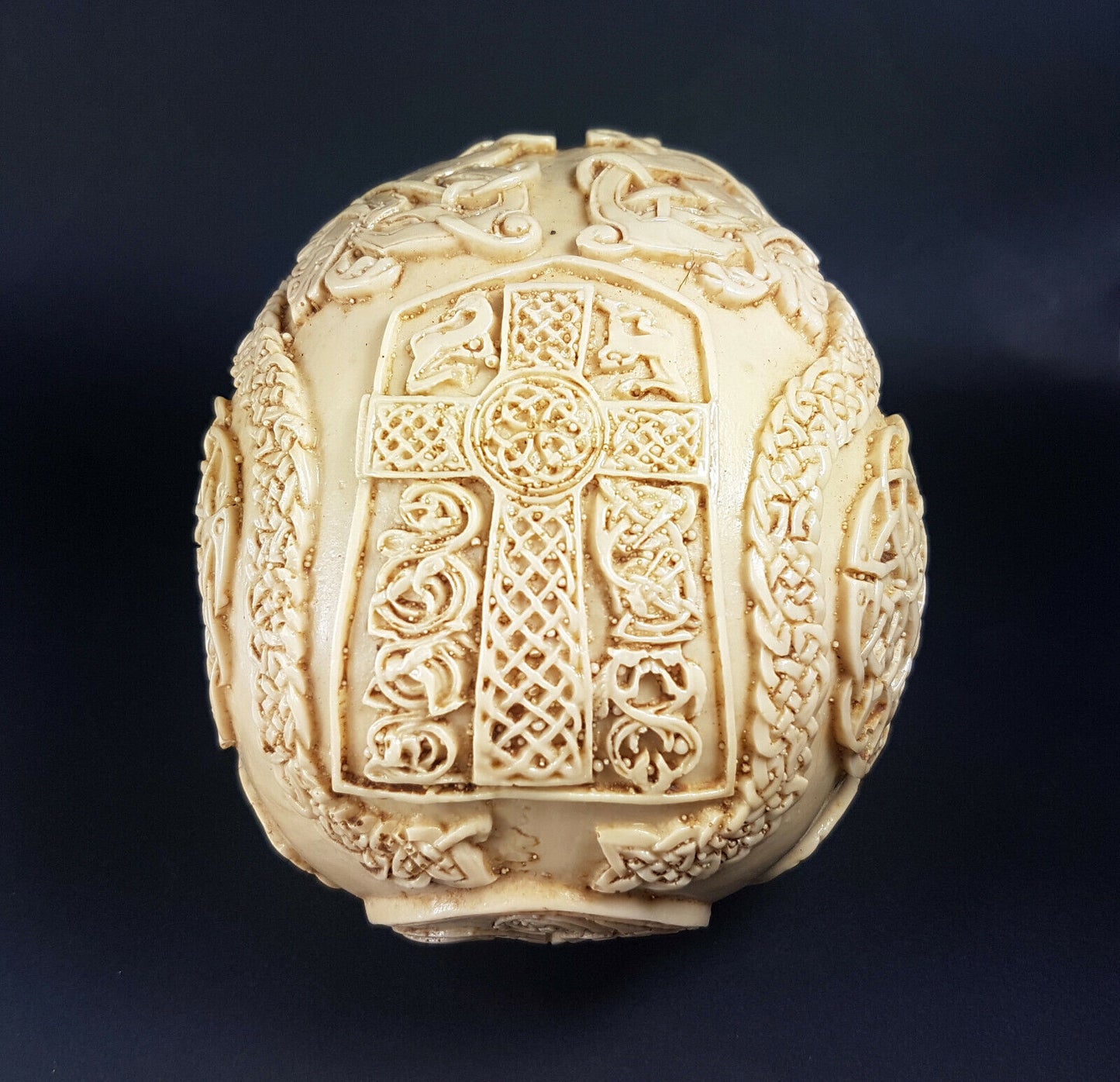 skull resina esoterico