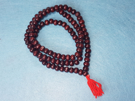mala rosario tibetano madera oscura