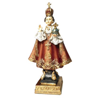 figura niño praga estatua